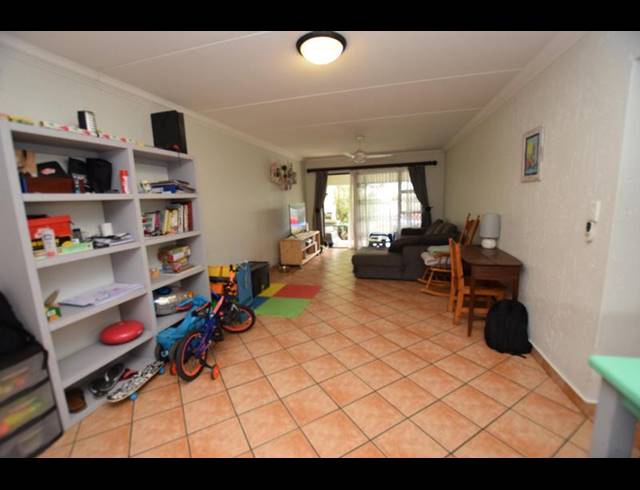 2 BEDROOM APARTMENT FOR SALE IN PAULSHOF